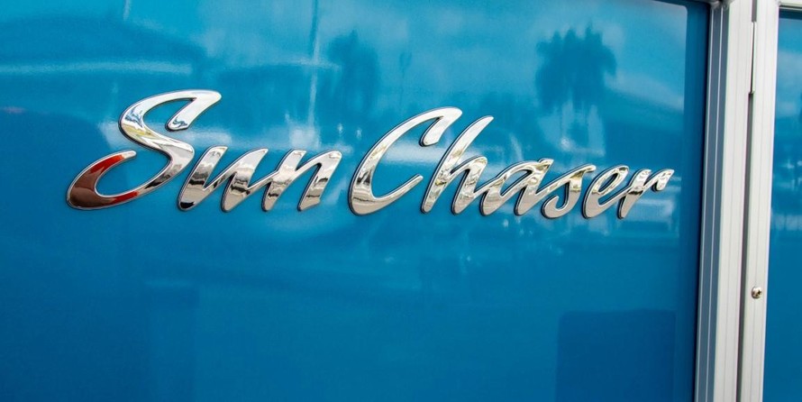 Sunchaser Boats Geneva Cruise 22 LR DH