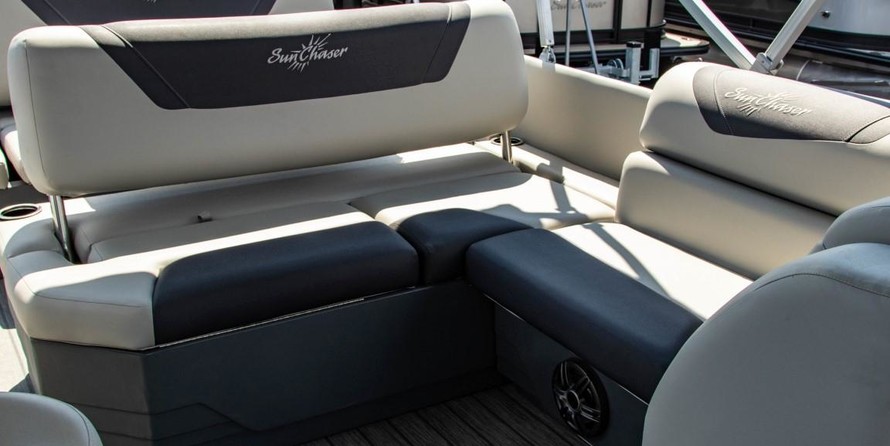 Sunchaser Boats Geneva Cruise 22 LR DH