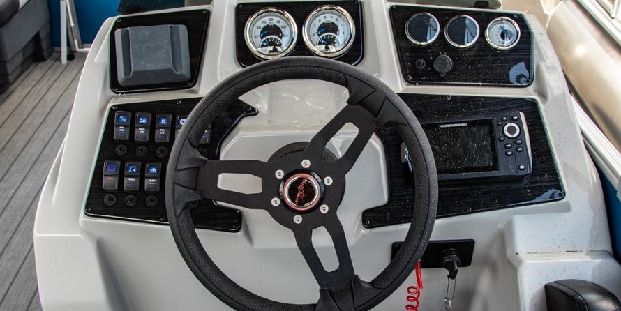 Sunchaser Boats Geneva Cruise 22 LR DH