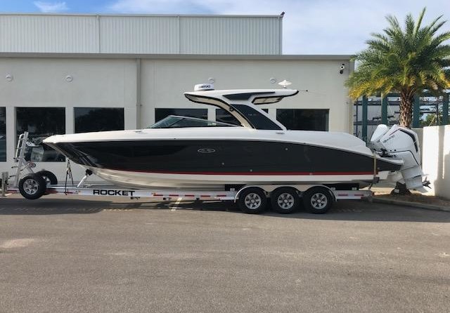Sea Ray SLX 350 OB
