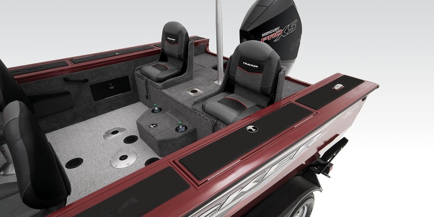 Tracker Targa V-18 WT