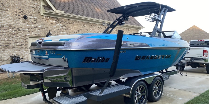 Malibu Wakesetter 25 LSV