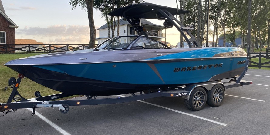 Malibu Wakesetter 25 LSV