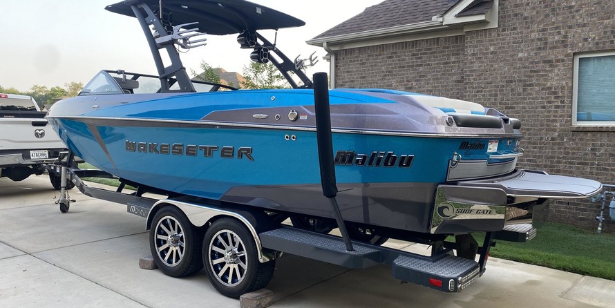Malibu Wakesetter 25 LSV