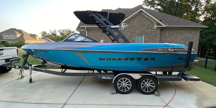 Malibu Wakesetter 25 LSV