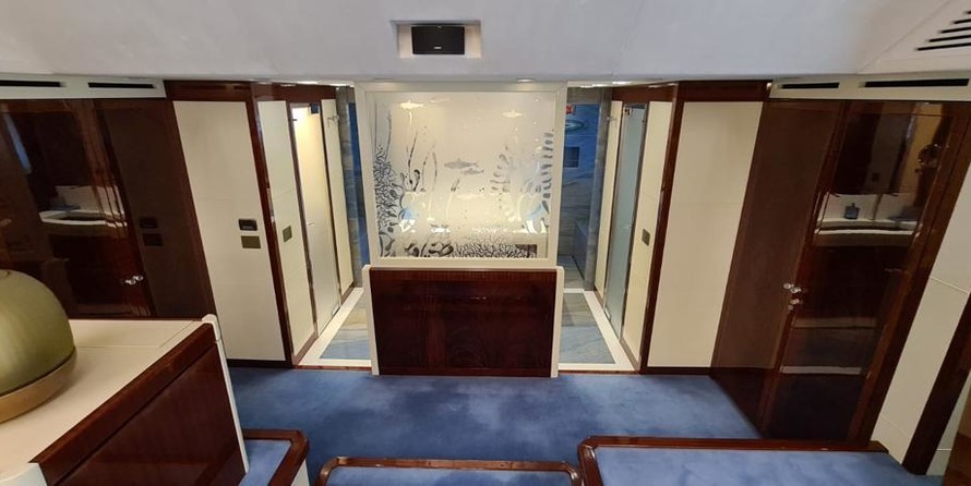 Monte Carlo Yachts 105