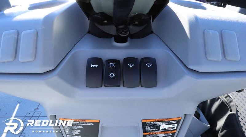 Sea-Doo Switch Compact