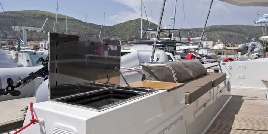 Fountaine Pajot Saona 47