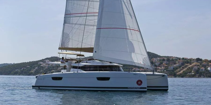Fountaine Pajot Saona 47