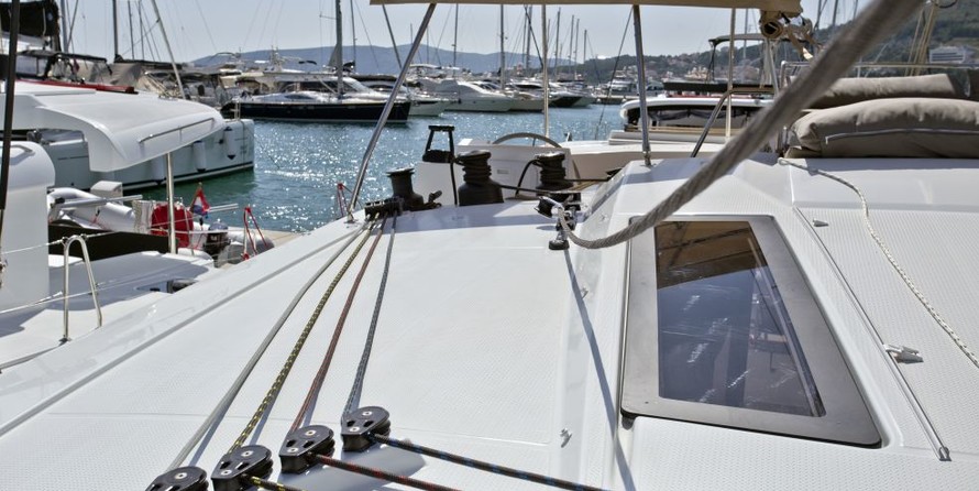 Fountaine Pajot Saona 47