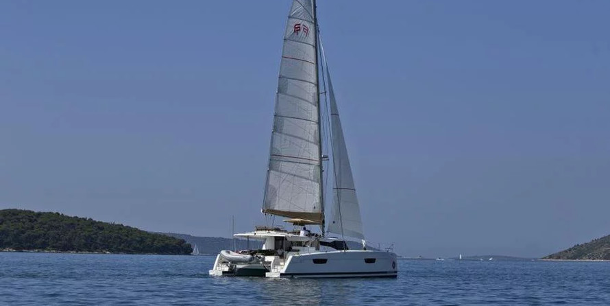 Fountaine Pajot Saona 47