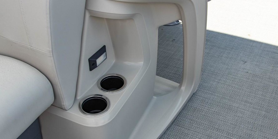 Sunchaser Boats Geneva Cruise 20 LR DH