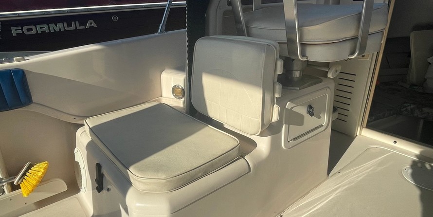 Grady-White Seafarer 228