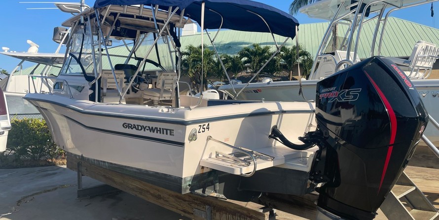 Grady-White Seafarer 228