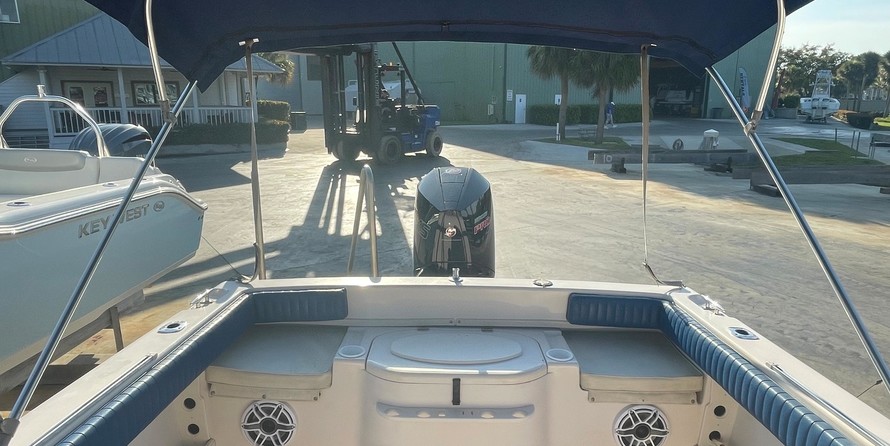 Grady-White Seafarer 228