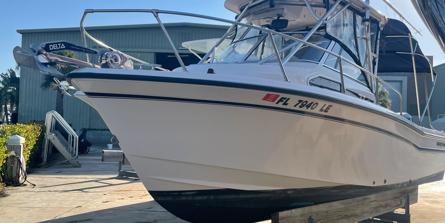 Grady-White Seafarer 228