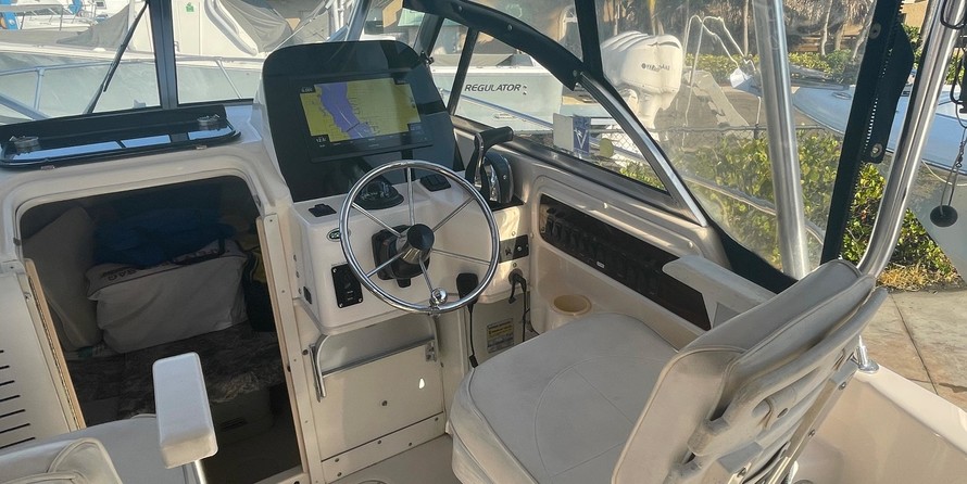 Grady-White Seafarer 228