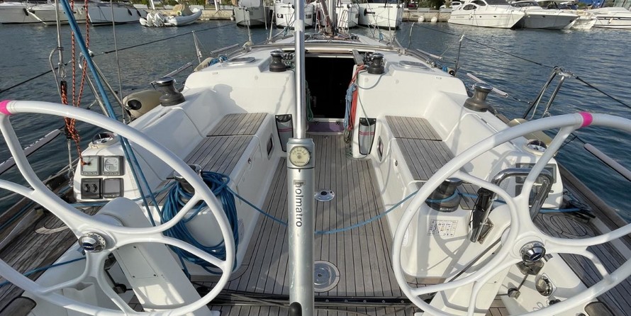 Dufour 40 Performance