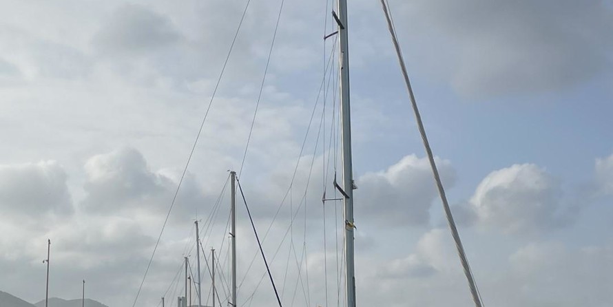 Dufour 40 Performance