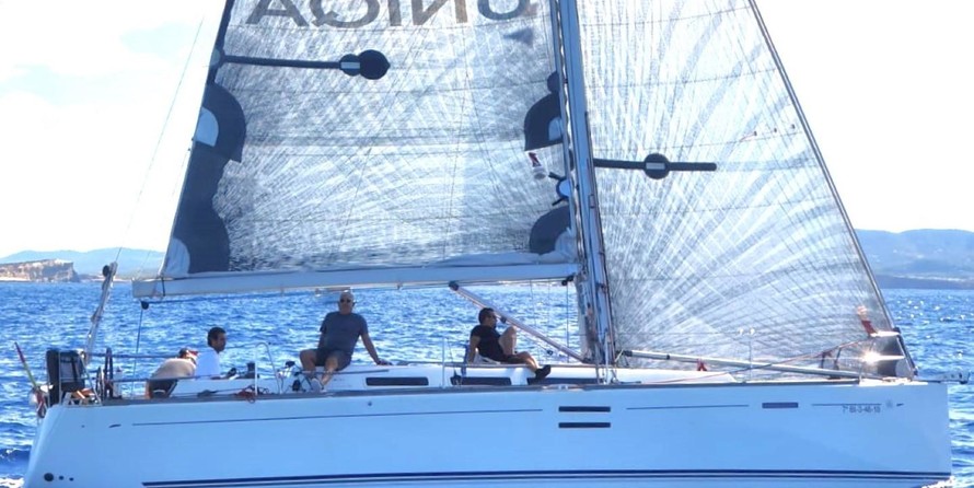 Dufour 40 Performance