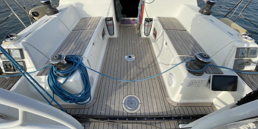 Dufour 40 Performance