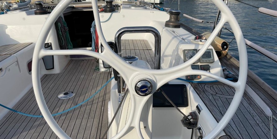 Dufour 40 Performance