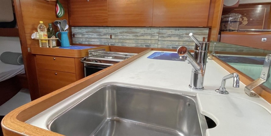 Dufour 40 Performance