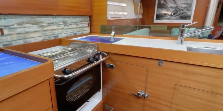 Dufour 40 Performance