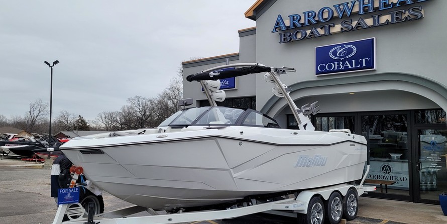 Malibu 26 LSV