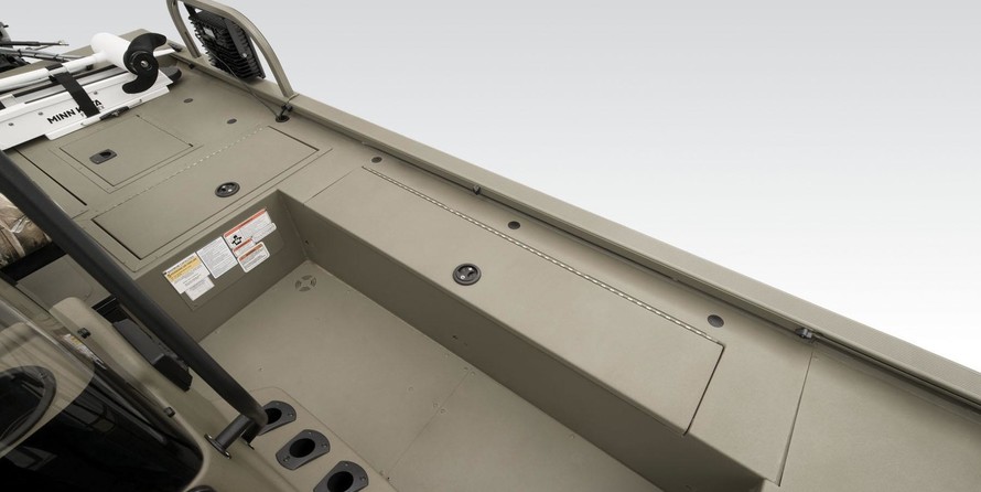 Tracker Grizzly 2072 CC Sportsman Kicker