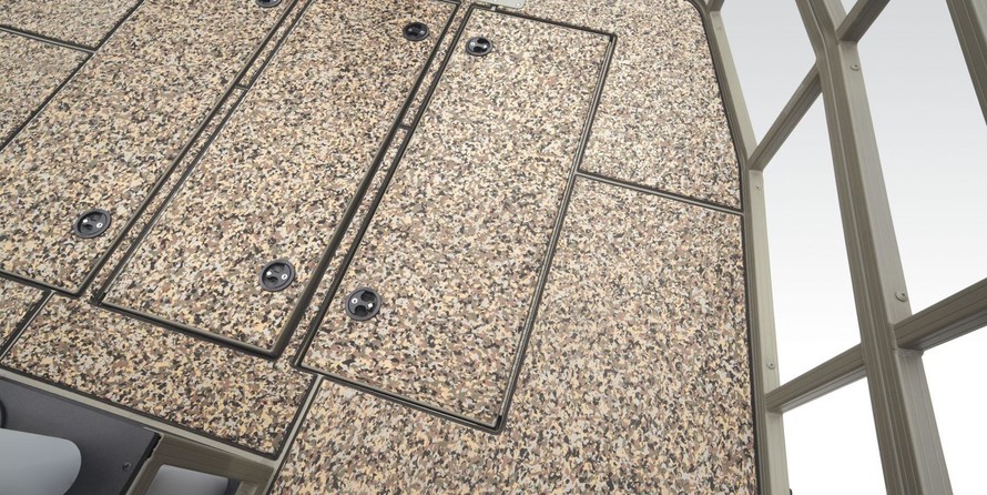 Tracker Grizzly 2072 CC Sportsman Kicker