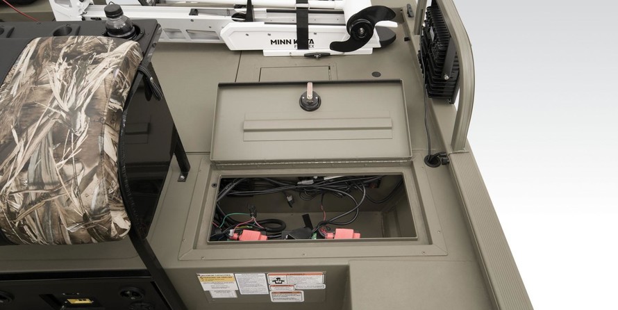 Tracker Grizzly 2072 CC Sportsman Kicker