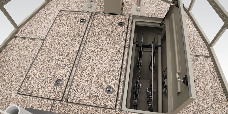 Tracker Grizzly 2072 CC Sportsman Kicker