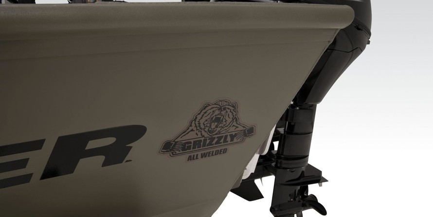 Tracker Grizzly 2072 CC Sportsman Kicker