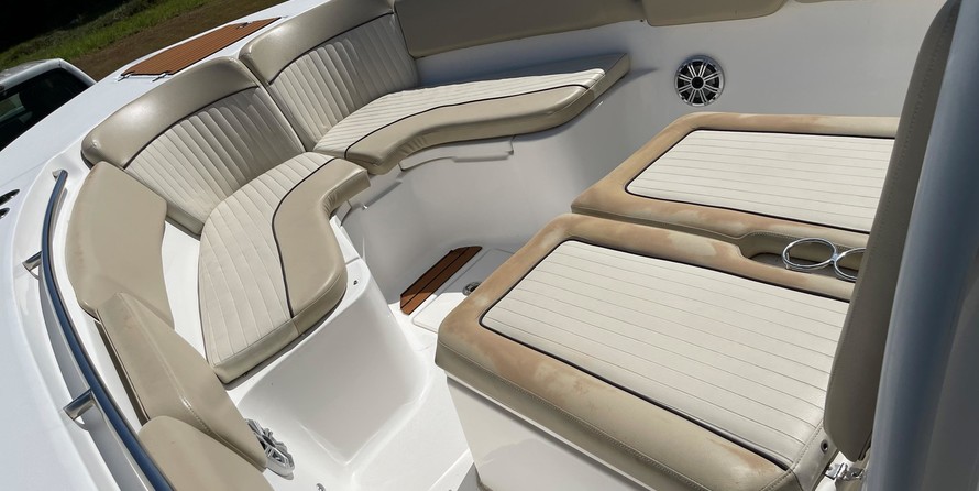 288 Sea Fox Commander