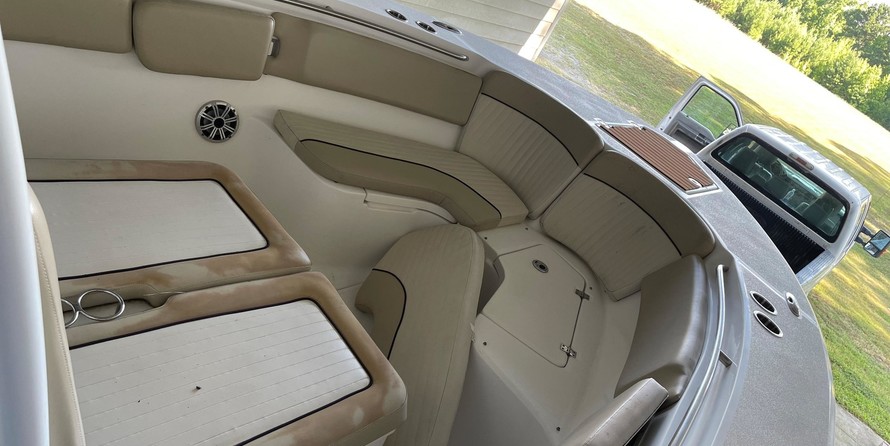 288 Sea Fox Commander