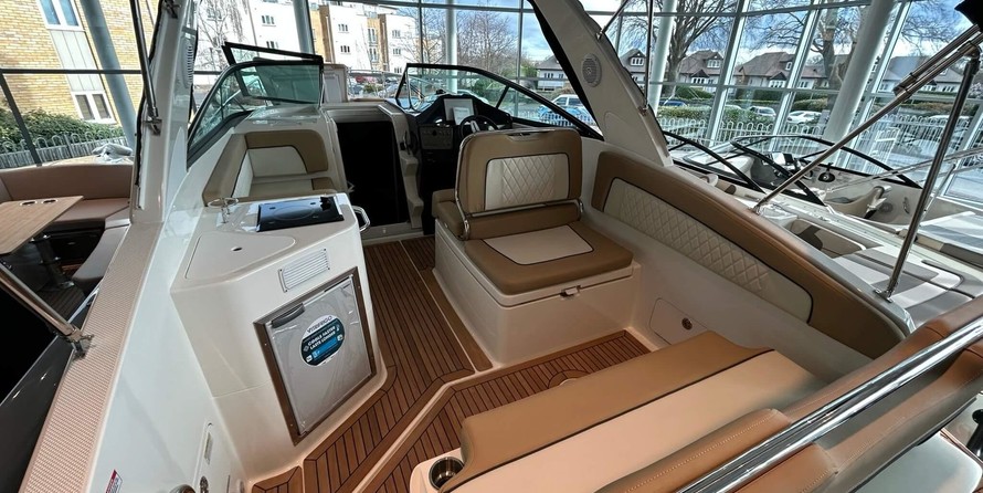 Bayliner Ciera 8