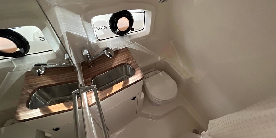Bayliner Ciera 8