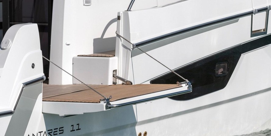 Beneteau Antares 11 OB