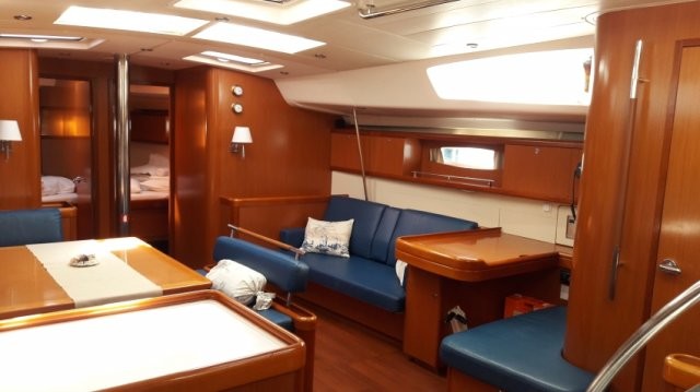 Oceanis 54