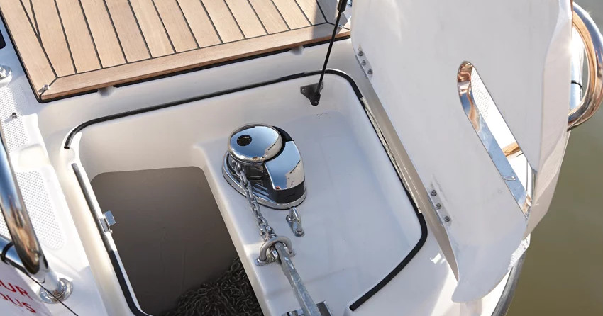 Quicksilver Activ 805 Cruiser