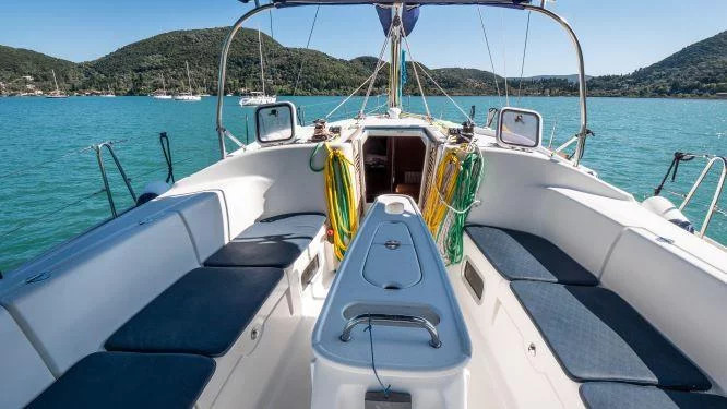Beneteau 43