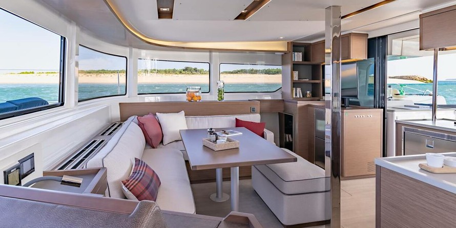 Lagoon 46 - 4 + 2 cab.