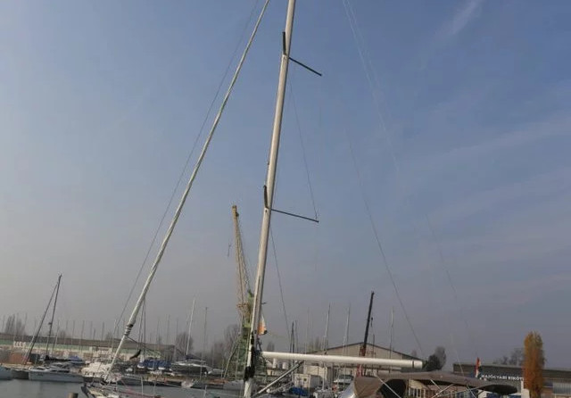 Beneteau Oceanis 37