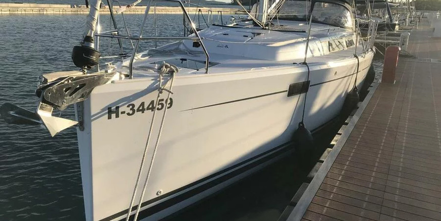 Hanse 385