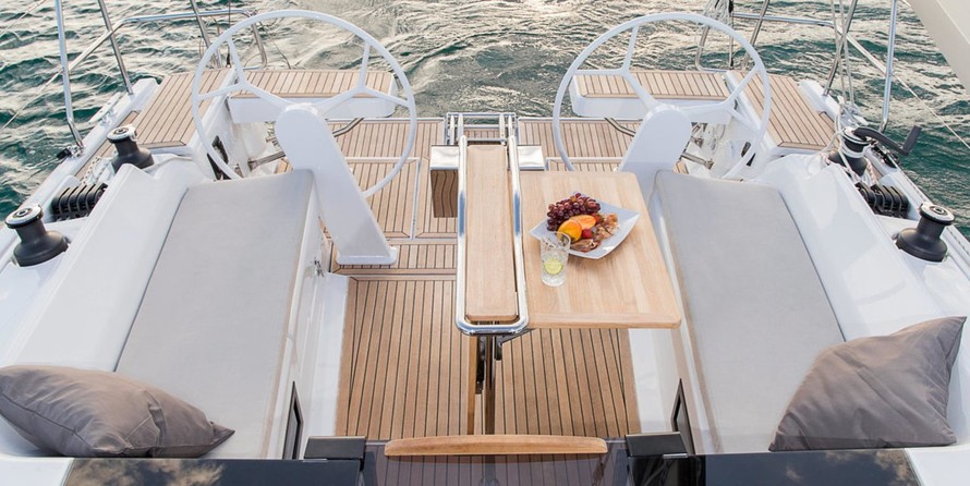 Hanse 388