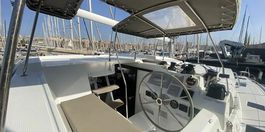 Fountaine Pajot Astrea 42