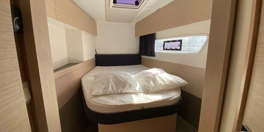 Fountaine Pajot Astrea 42