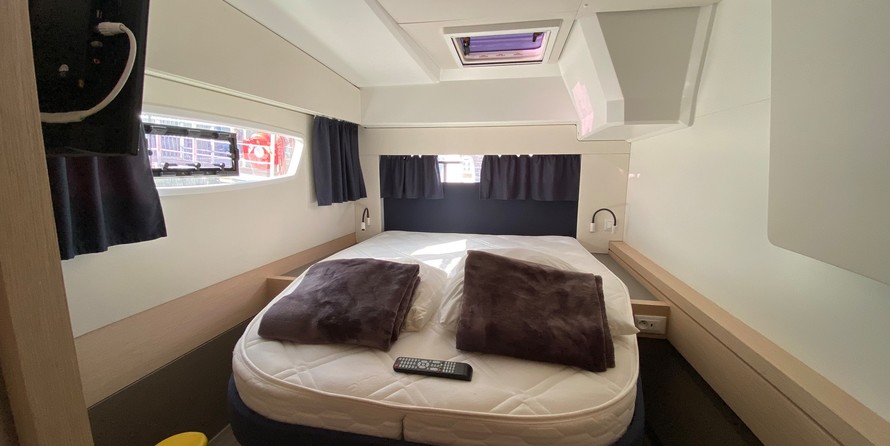 Fountaine Pajot Astrea 42