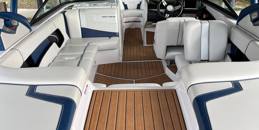 Super Air Nautique 210